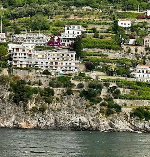 Di Raphael Con Vista Mare *